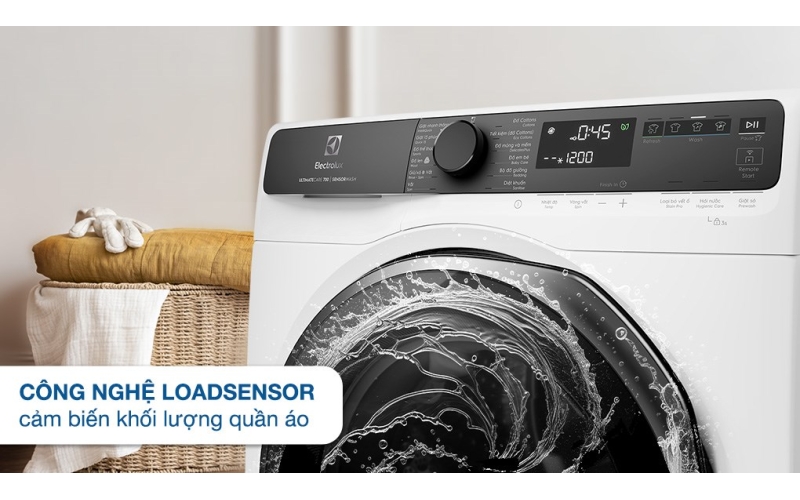 Máy giặt Electrolux UltimateCare 700 Inverter 11 kg EWF1143R7SC 2024
